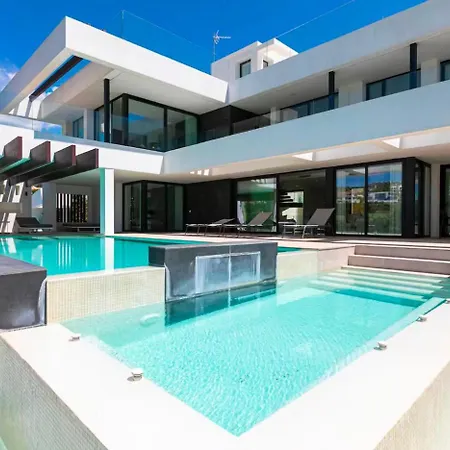 The Modern Solstice Estate Private Pool Retreat * Estepona